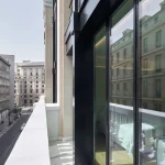Edificio con cristales aislantes térmicos de Jansen